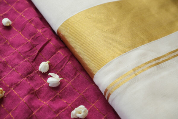 Handloom Kasavu Saree With Golden Border
