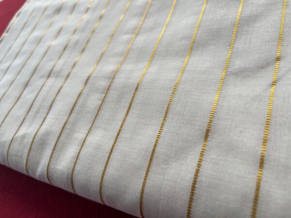122 Handloom Saree - Golden Stripes